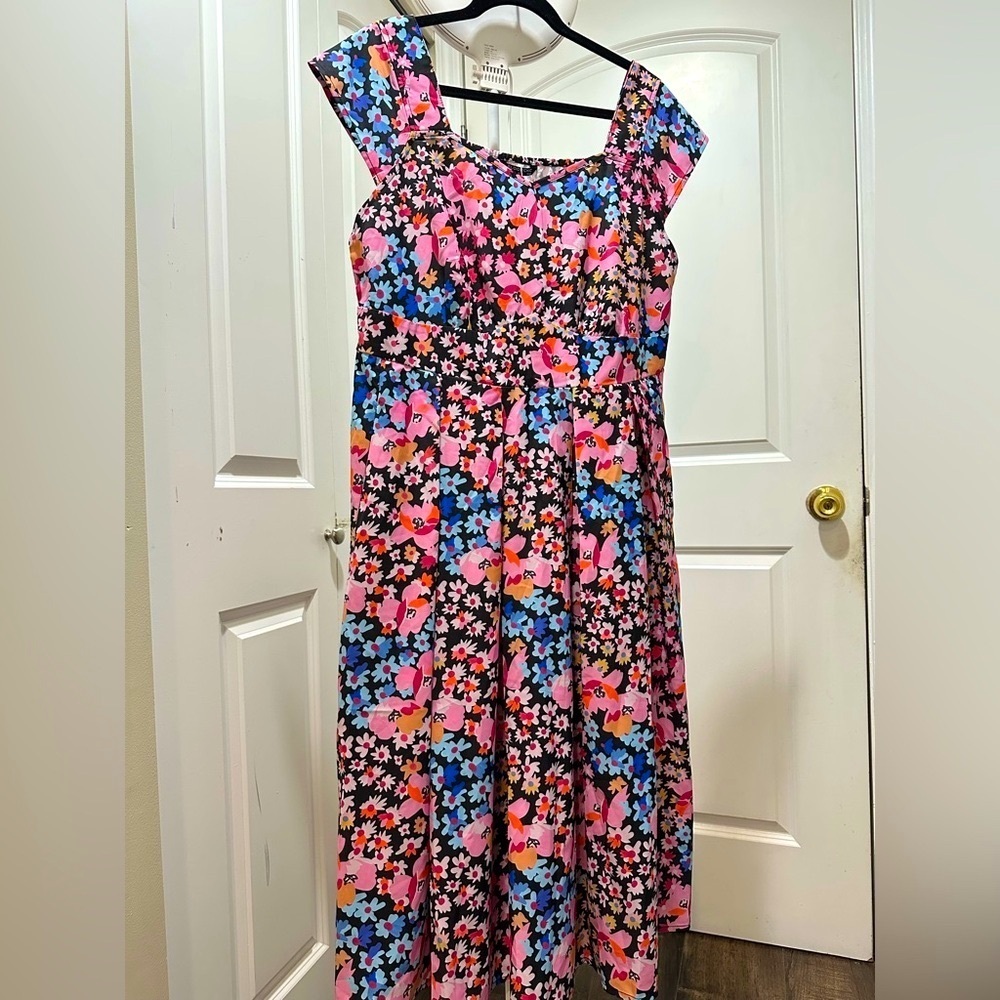 BloomChic Floral Midi Dress us12